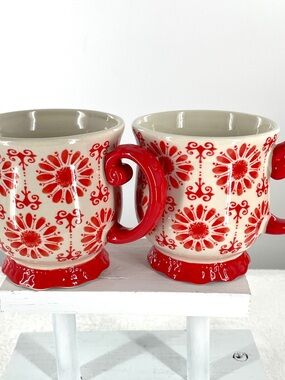 Two 2 The Pioneer Woman Red Floral Burst Stoneware Mugs 19oz.